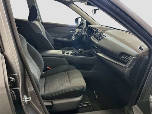 Used 2023 Nissan Rogue SV AWD/4WD image 31
