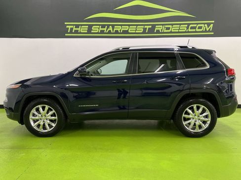 Used 2016 Jeep Cherokee Limited w/ Trailer Tow Group AWD/4WD image 6
