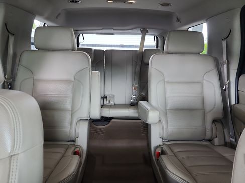Used 2016 GMC Yukon Denali RWD image 19