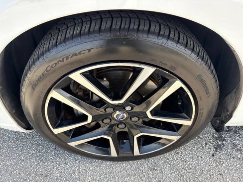 Used 2017 Volvo S60 T5 Dynamic w/ Vision Package AWD/4WD image 10