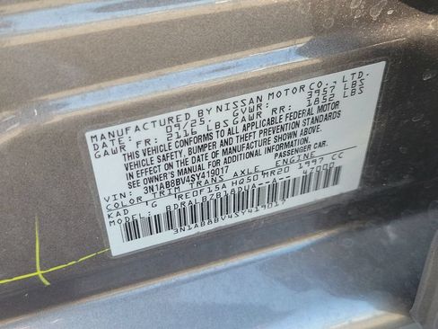 Used 2025 Nissan Sentra S FWD image 30