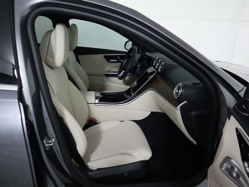 New 2025 Mercedes-Benz C 300 Sedan image 22