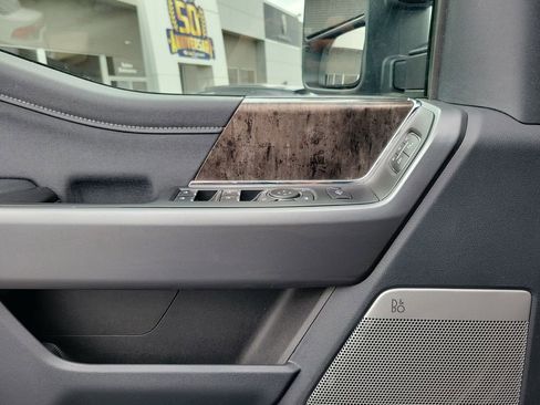 New 2025 Ford F350 Lariat w/ Lariat Ultimate Package image 19