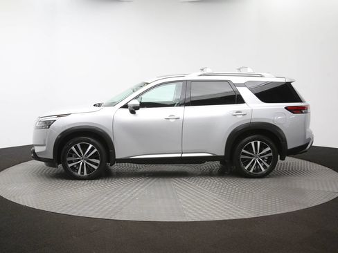 Used 2023 Nissan Pathfinder Platinum AWD/4WD image 57
