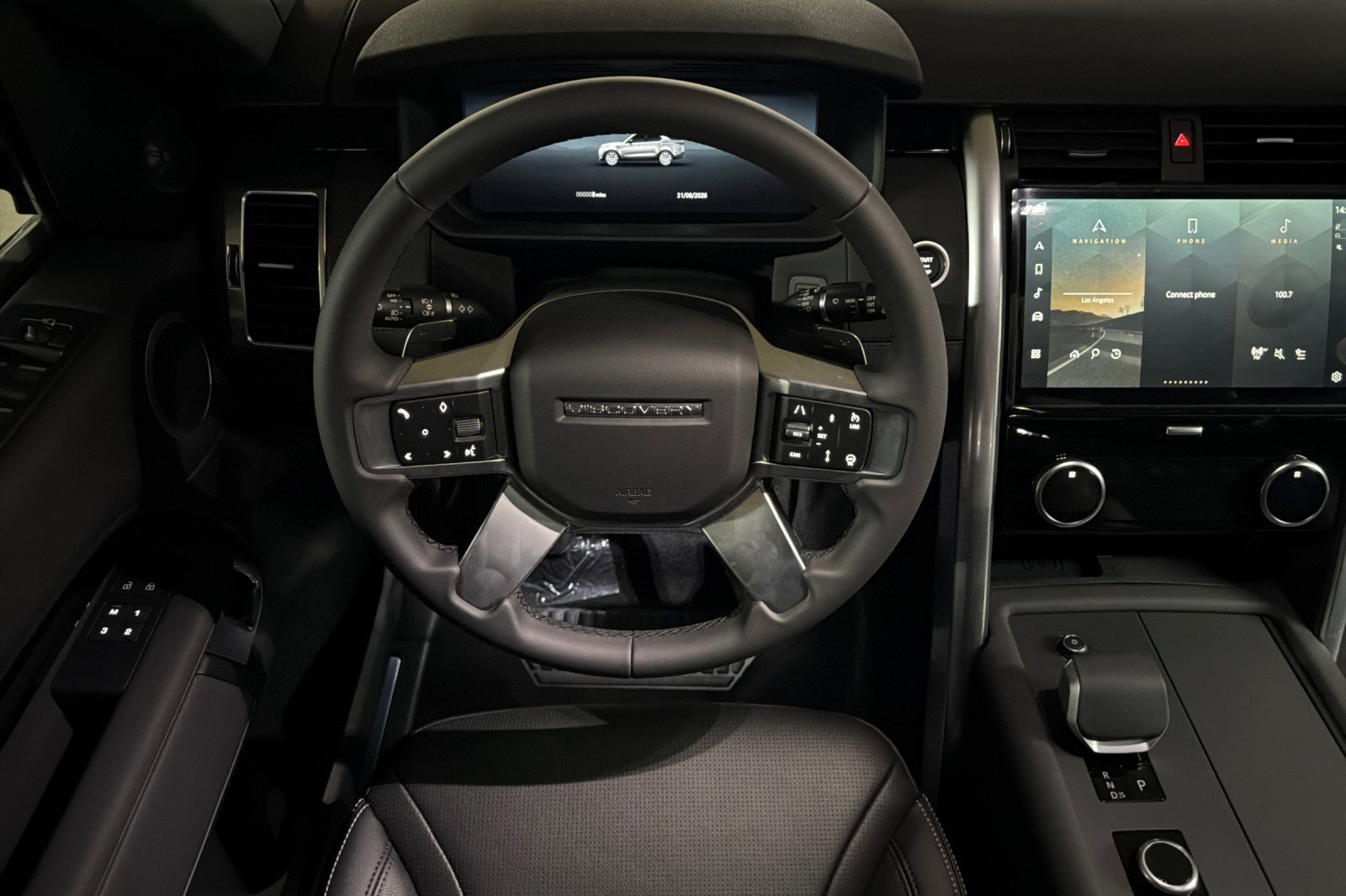 New 2026 Land Rover Discovery S AWD/4WD image 26