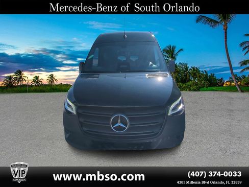 Used 2025 Mercedes-Benz Sprinter 2500 image 20