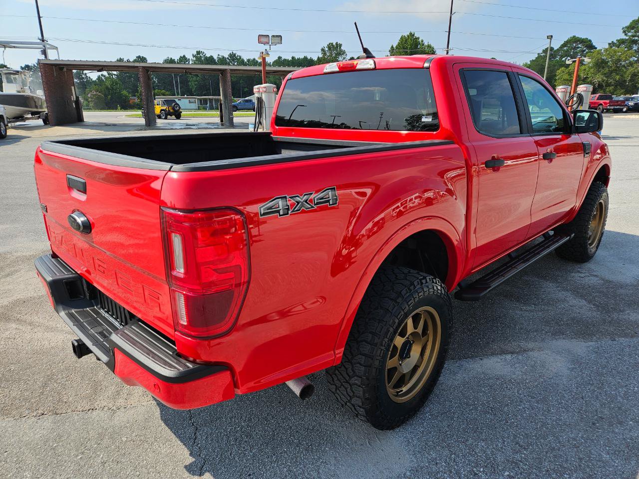 Used 2022 Ford Ranger XLT w/ Equipment Group 301A Mid AWD/4WD image 6