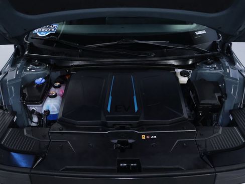 Used 2022 Hyundai Ioniq 5 SE image 32