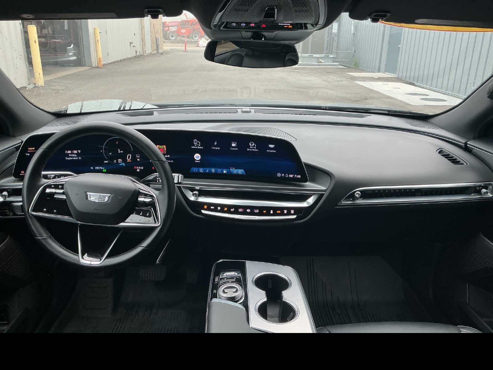 Certified 2024 Cadillac Lyriq Tech AWD/4WD image 13
