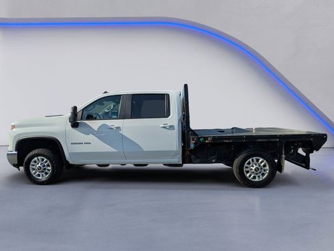 Used 2024 Chevrolet Silverado 2500 LT w/ Convenience Package AWD/4WD image 6