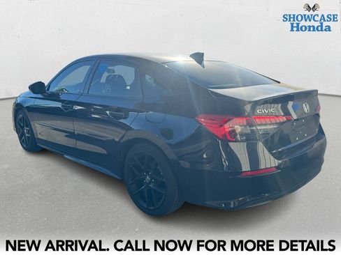 Used 2022 Honda Civic Sport image 4