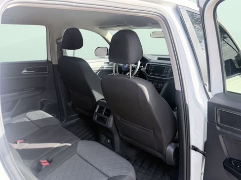 Used 2018 Volkswagen Atlas S image 26