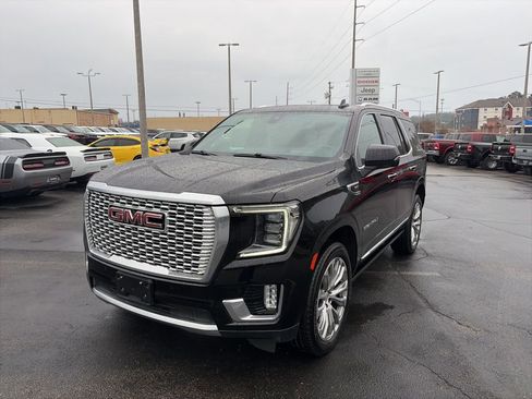 Used 2022 GMC Yukon Denali image 3