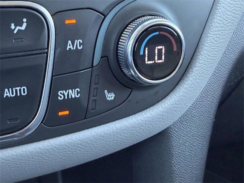 Certified 2024 Chevrolet Equinox LT image 22