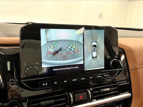 New 2025 Nissan Pathfinder Platinum w/ Lighting Package (N93) image 24