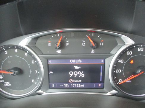 Used 2024 GMC Terrain SLE w/ Driver Convenience Package AWD/4WD image 18