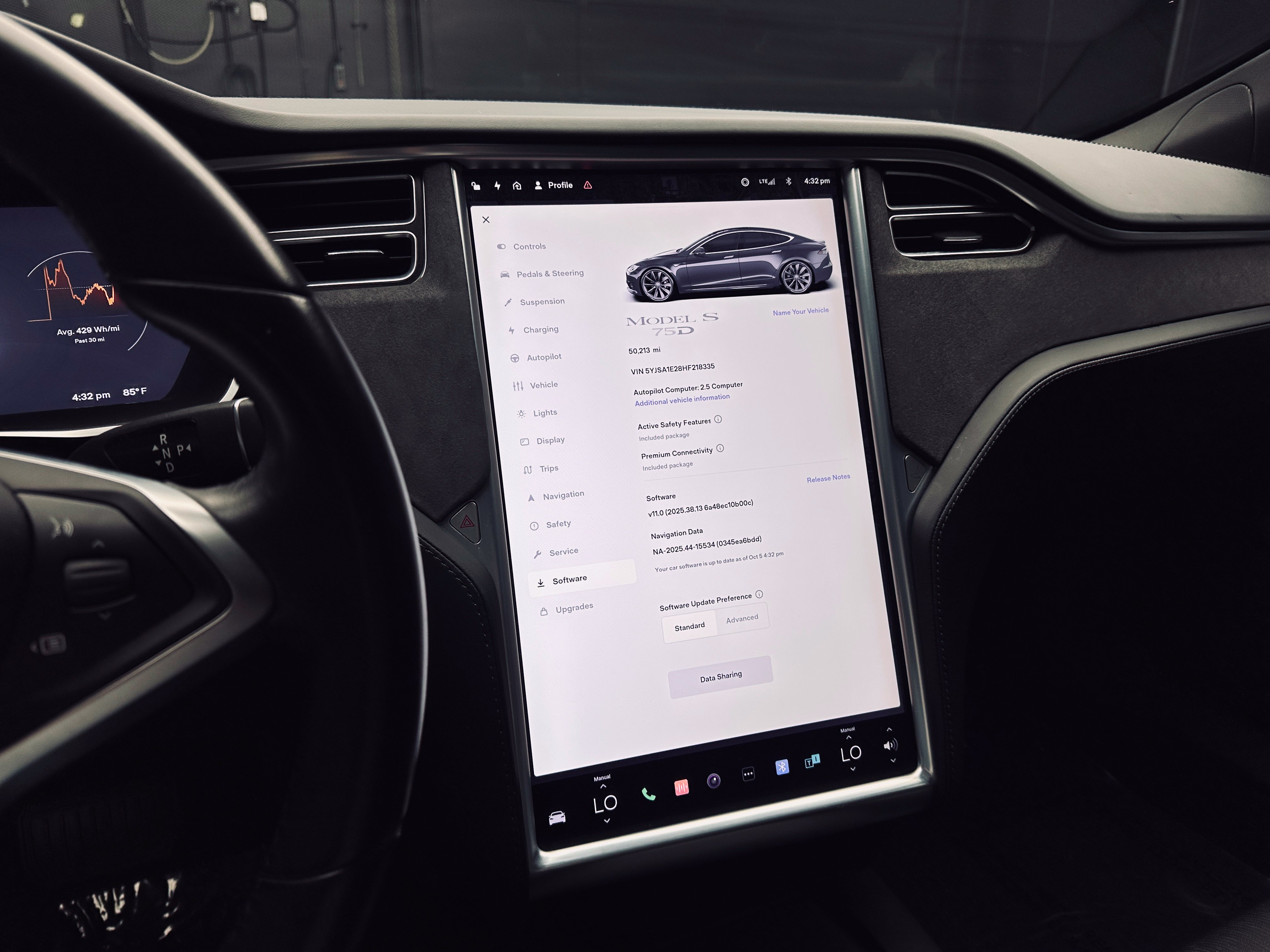 Used 2017 Tesla Model S 75D AWD/4WD image 2