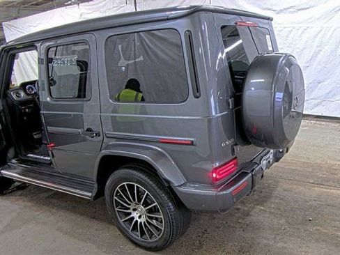 Used 2021 Mercedes-Benz G 550 G 550 w/ G Manufaktur Interior Package image 4