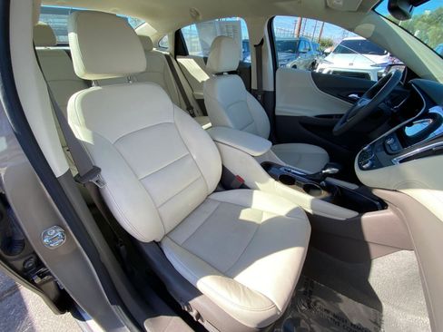 Used 2024 Chevrolet Malibu LT image 36