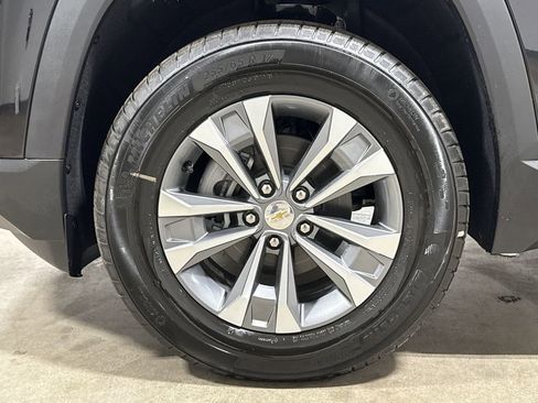 New 2026 Chevrolet Equinox LT w/ Safety and Technology Package AWD/4WD image 25