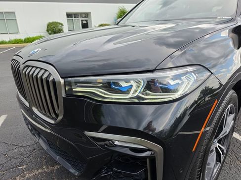 Used 2021 BMW X7 M50i AWD/4WD image 16