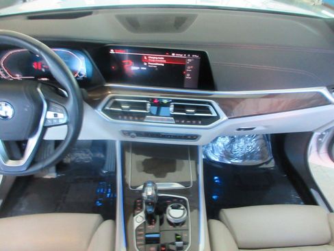 Used 2022 BMW X5 xDrive45e AWD/4WD image 51