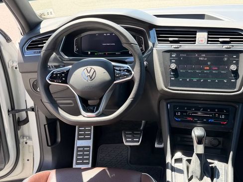 Used 2022 Volkswagen Tiguan SEL R-Line AWD/4WD image 20