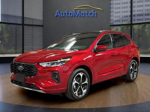 Used 2023 Ford Escape ST-Line Select w/ Tech Pack #2 image 4