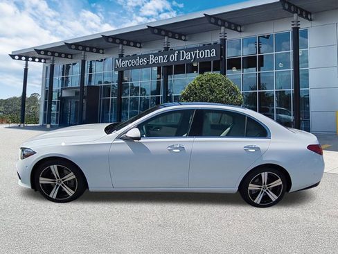Used 2025 Mercedes-Benz C 300 Sedan image 7