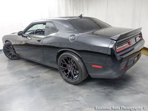 Used 2016 Dodge Challenger SRT Hellcat RWD image 8