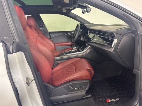Used 2024 Audi SQ8 Prestige image 4