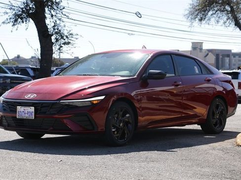 New 2026 Hyundai Elantra Sport image 7