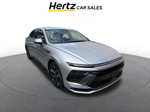 Used 2025 Hyundai Sonata SEL image 1