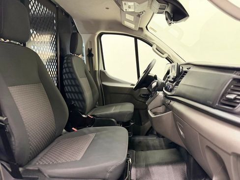 Used 2024 Ford Transit 250 Low Roof AWD w/ Exterior Upgrade Package image 21
