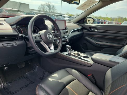 Certified 2021 Nissan Altima 2.5 SR w/ SR Premium Package FWD image 19