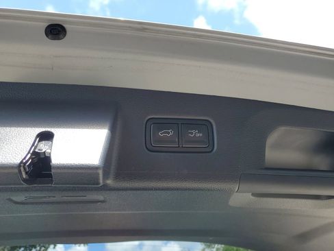 Certified 2023 Kia Telluride EX X-Line AWD/4WD image 9