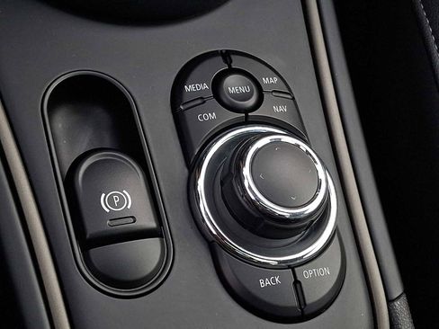 Certified 2024 MINI Cooper Countryman S AWD/4WD image 18
