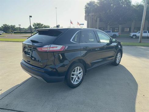 Used 2022 Ford Edge SEL AWD/4WD image 4