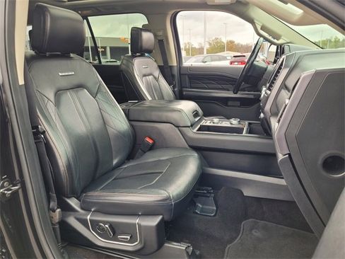 Used 2019 Ford Expedition Max Platinum image 19