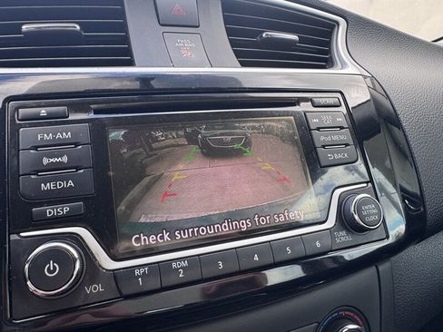 Used 2017 Nissan Sentra SV image 13