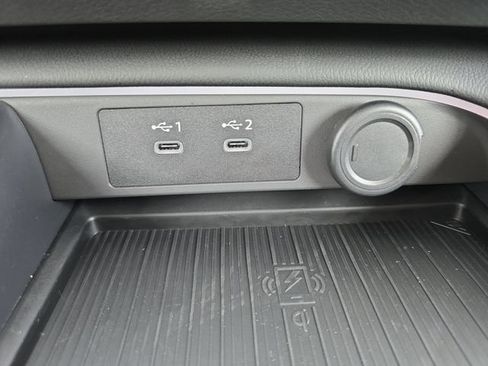 New 2026 Nissan Sentra SV FWD image 6