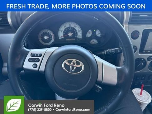 Used 2010 Toyota FJ Cruiser 4WD image 12