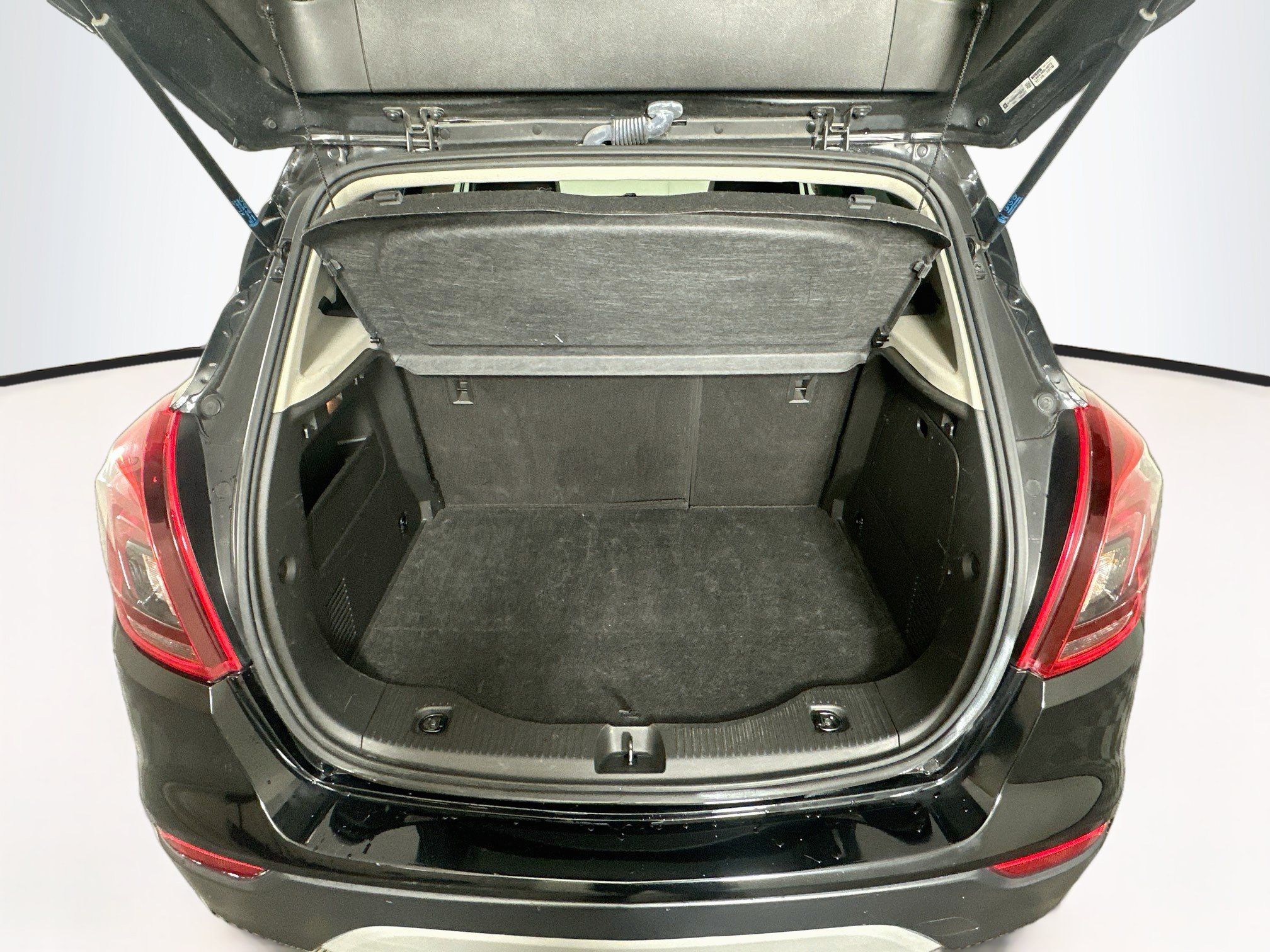 Used 2019 Buick Encore Preferred FWD image 27