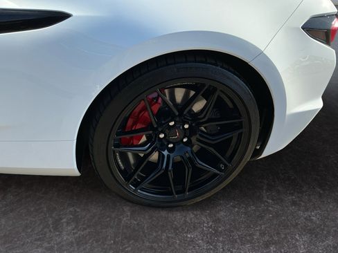 Used 2024 Chevrolet Corvette Z06 image 9