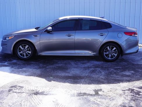 Used 2016 Kia Optima LX image 3