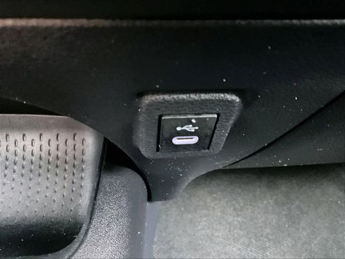 Used 2024 Toyota Corolla LE image 26