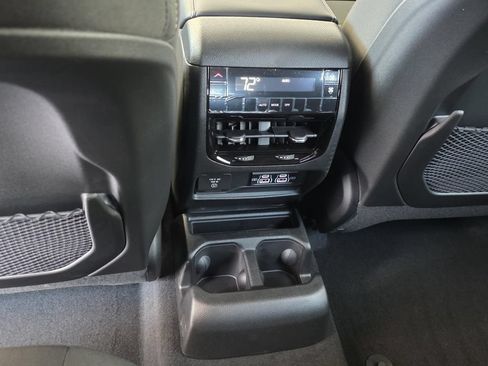 New 2026 Jeep Grand Cherokee L 2WD image 11
