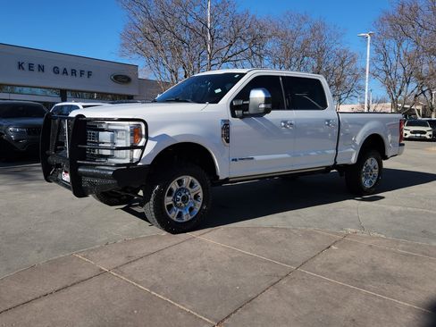 Used 2017 Ford F250 Platinum w/ Platinum Ultimate Package image 3