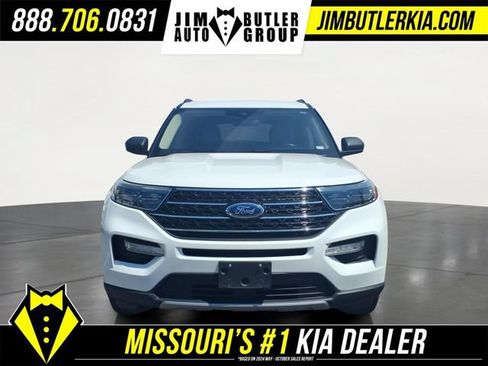 Used 2020 Ford Explorer XLT w/ Equipment Group 202A AWD/4WD image 28