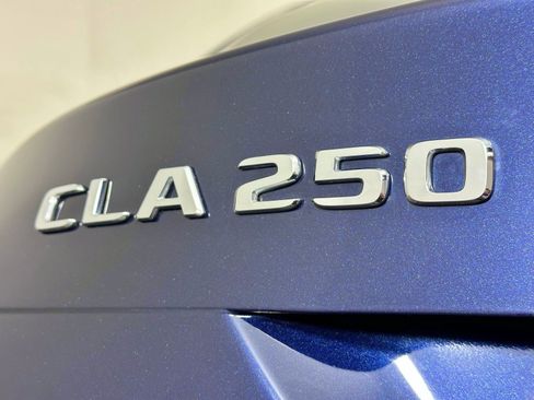 Used 2019 Mercedes-Benz CLA 250 image 13